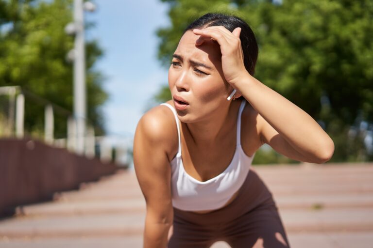 Heat Exhaustion vs Heat Stroke: Know the Signs Before It’s Too Late